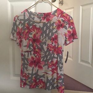 Short sleeved professional blouse